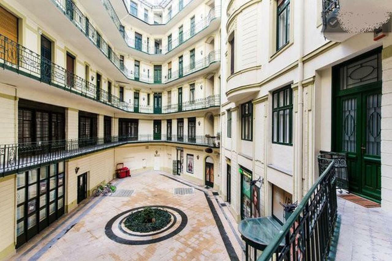 Private Apartment Centertown Budapest Exterior photo